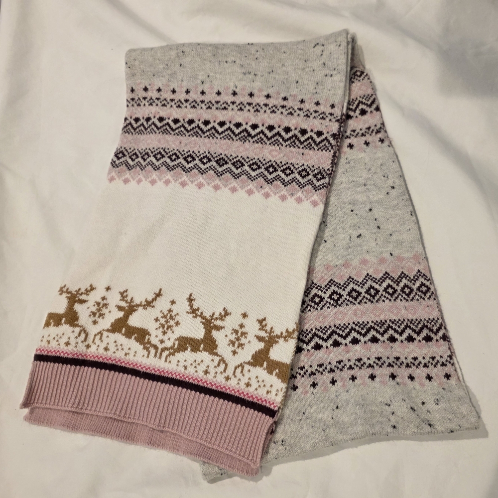 Talbots Pink and Cream Reindeer Scarf - Picture 2 of 8